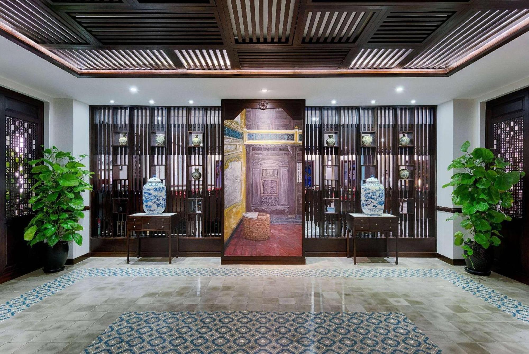 Отель Wyndham Garden Cua Dai